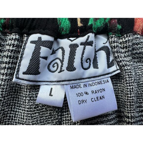 Faith by Faith Connexion Patchwork Plaid Shorts Size L Grannycore Boho Indie Art - Picture 3 of 9